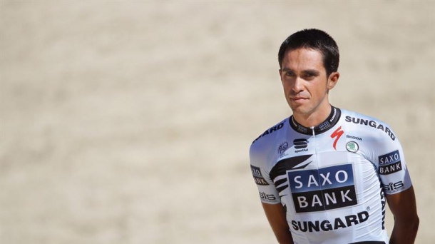 Tour de Francia: Contador recibe pitos en su presentación