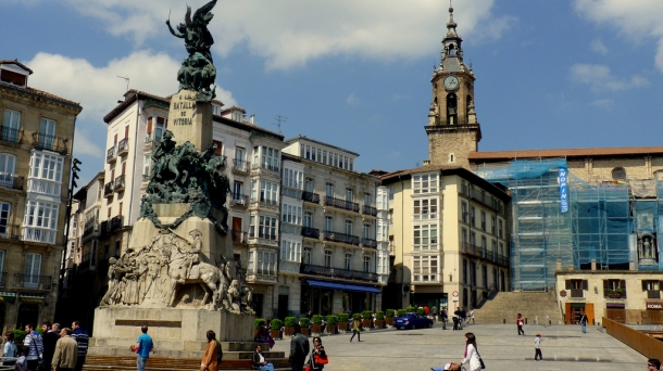 Vitoria-Gasteiz, Plaza de la Virgen Blanca. Foto: Juan Luis Albaizar