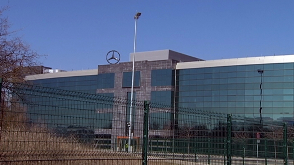 Gasteizko Mercedes lantegiaren etorkizuna bermatuta dago 2024 arte