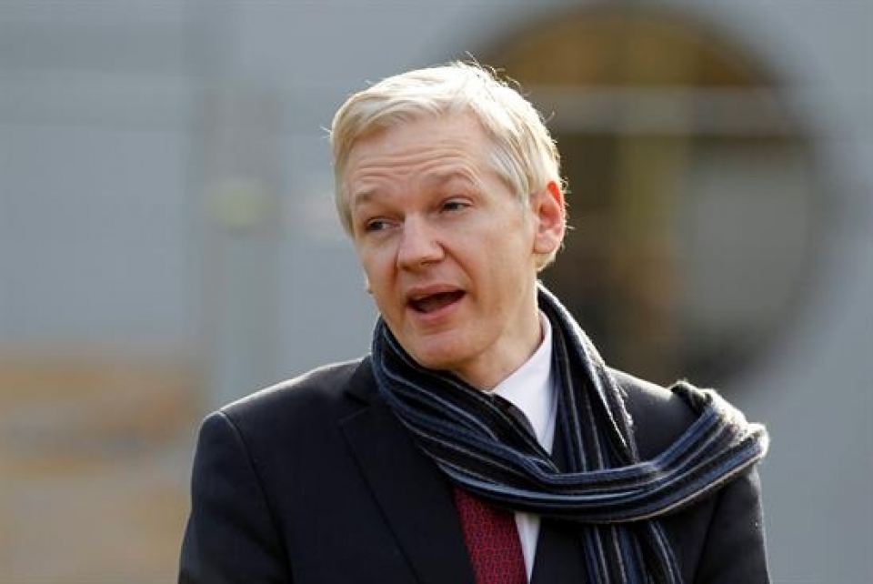 El fundador de WikiLeaks, Julian Assange, en la embajada de Ecuador, en Londres.