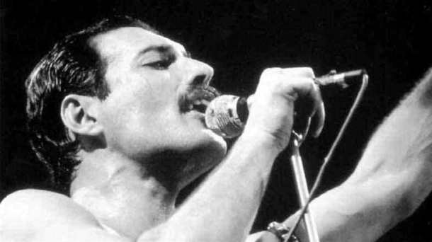 Freddie Mercuryren 71.urteurrena
