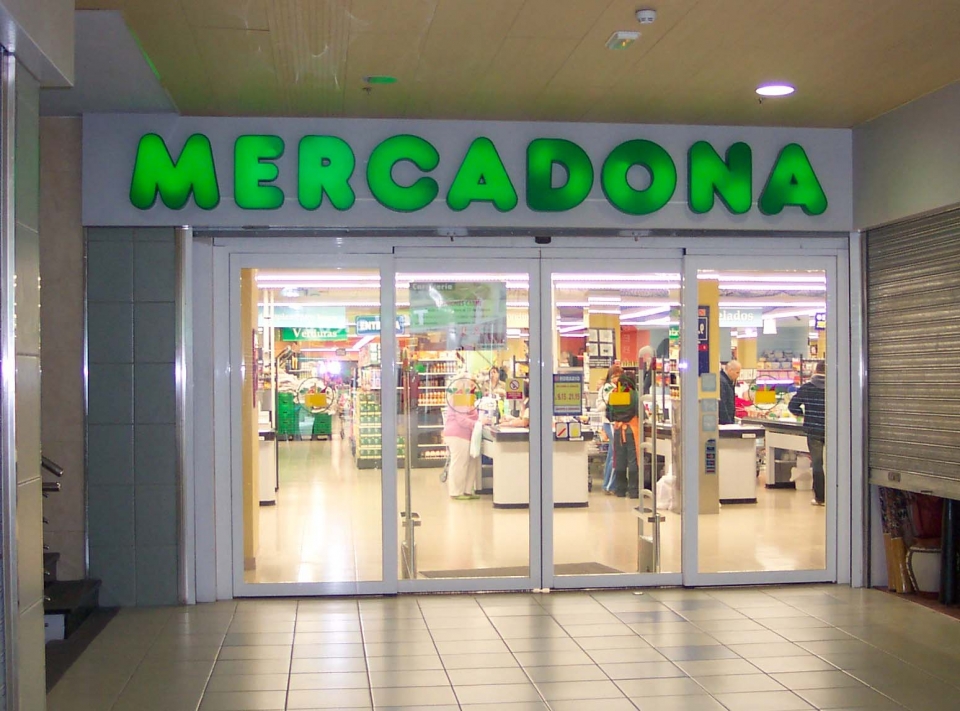Mercadona abre su primer supermercado en Navarra.