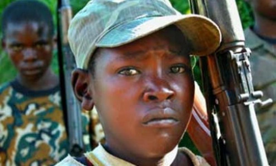 Foto de archivo de un niño soldado. EFE