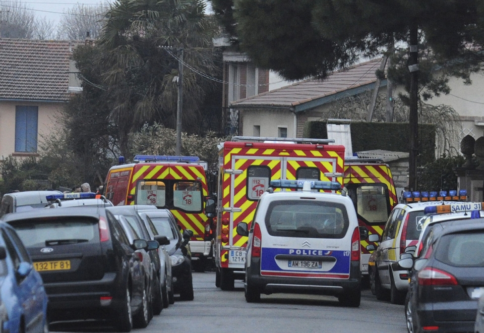 La policía acorrala en Toulouse a un joven islamista sospechoso de las muertes