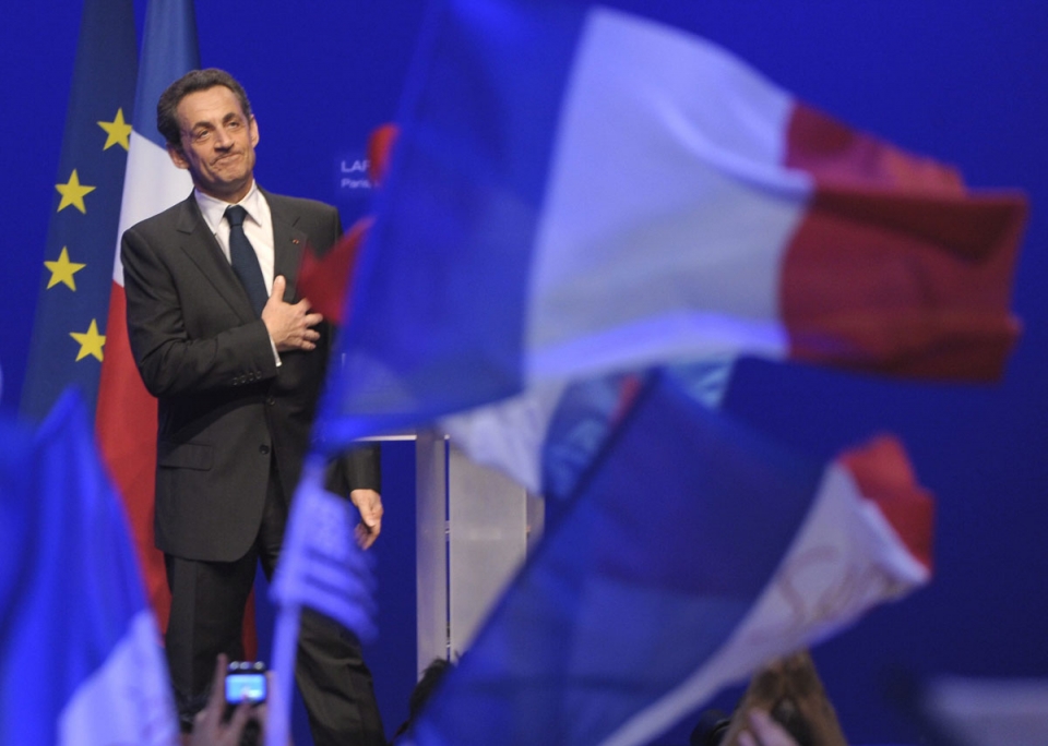 Nicolas Sarkozyren etxea eta bulegoak miatu ditu Poliziak