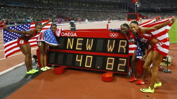 Las estadounidenses baten el récord del mundo en 4x100