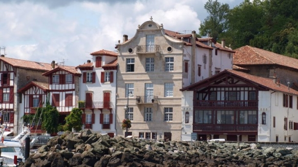 Au Pays Basque, il y a seulement du foncier public disponible à Ciboure. Photo: EITB