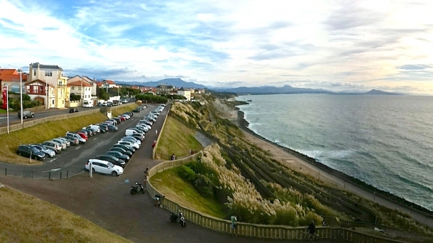 Le parking de la Côte des Basques. Photo: Philippe Etcheverry