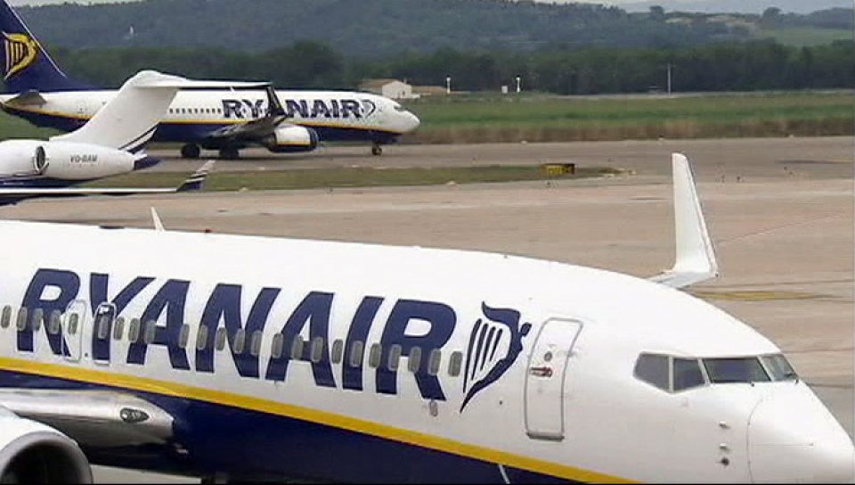 Dos aviones de Ryanair se rozan en el aeropuerto de Dublín