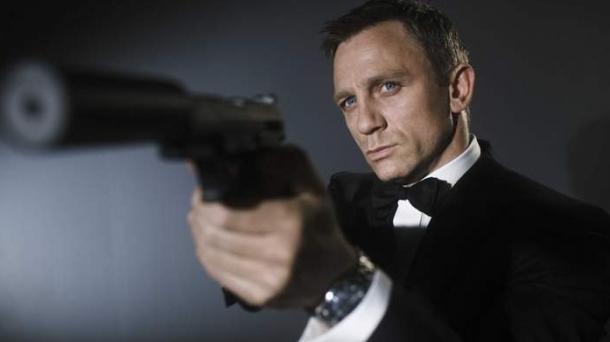 Emakumezko 007 agentea?