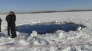 El meteorito ha impactado en los montes Urales. Foto: EFE title=