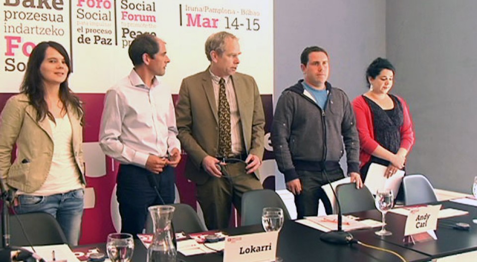 Lokarri y Bake Bidea presentan las "recomendaciones" del Foro Social. Foto: eitbcom