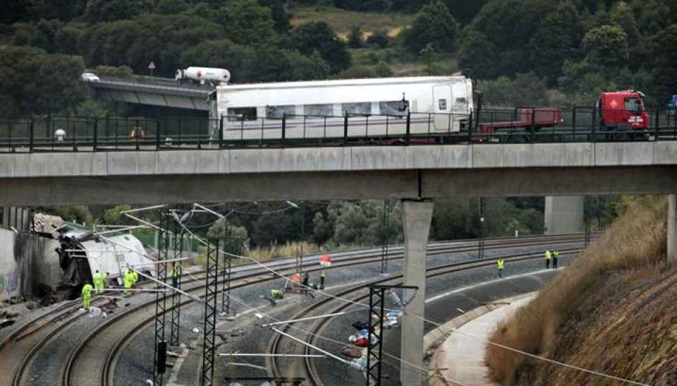 Imagen del accidente de tren en Galicia. Foto: EFE