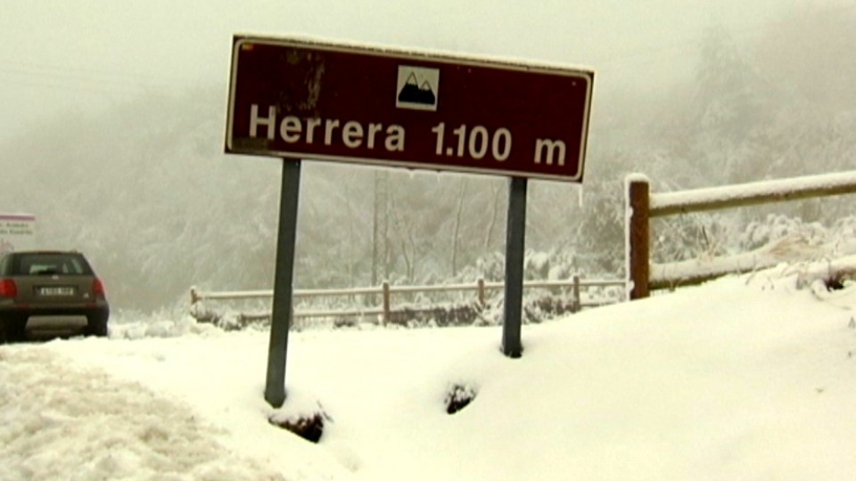 El alto de Herrera, nevado. Captura sacada de unas imágenes de archivo de ETB. 