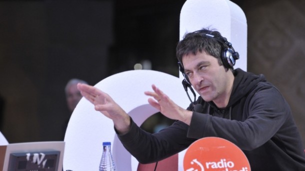 ¿Cómo saludar al lehendakari? y teléfono del oyente de Radio Euskadi