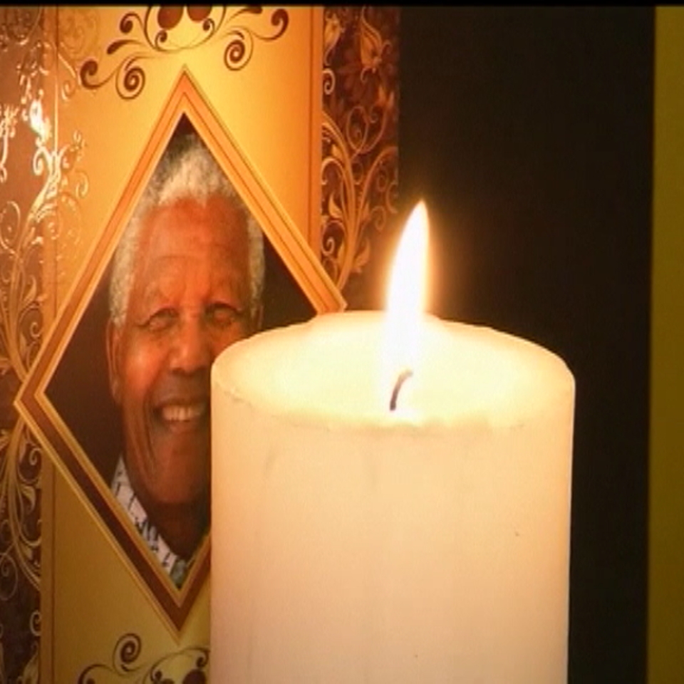 Sudáfrica celebra una semana de homenaje para despedir a Mandela. EFE.