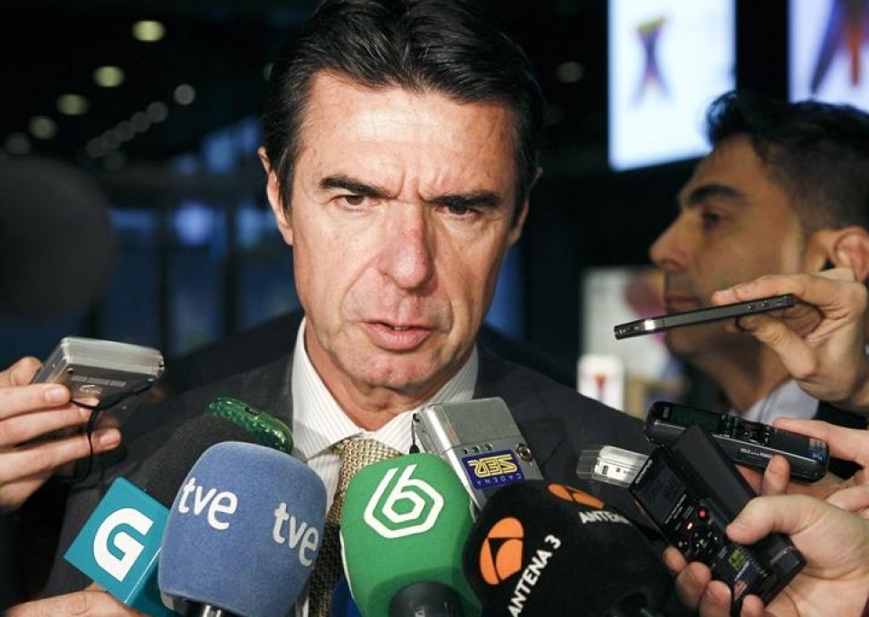 Soria: 'Iberdrola lleva recortando inversiones en España desde 2009'