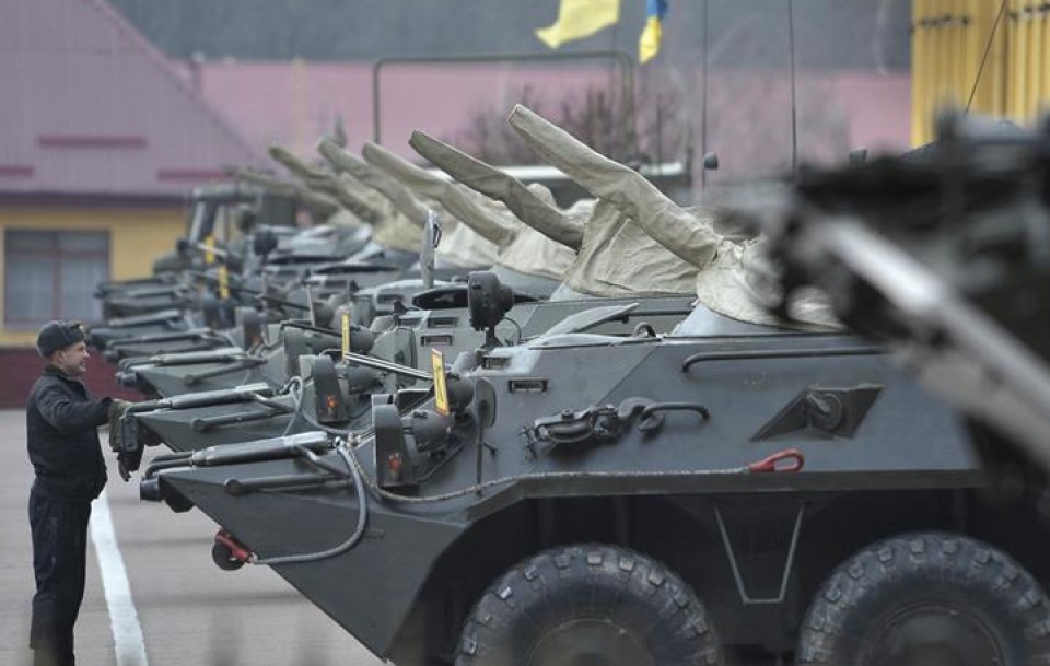Rusia da un ultimátum para el desarme de los militares. EFE