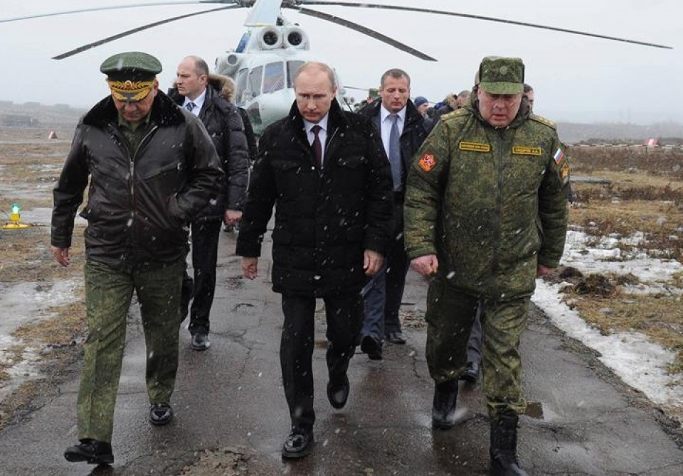 Putin, Eurrusiako base militar batean. Irudia: EFE