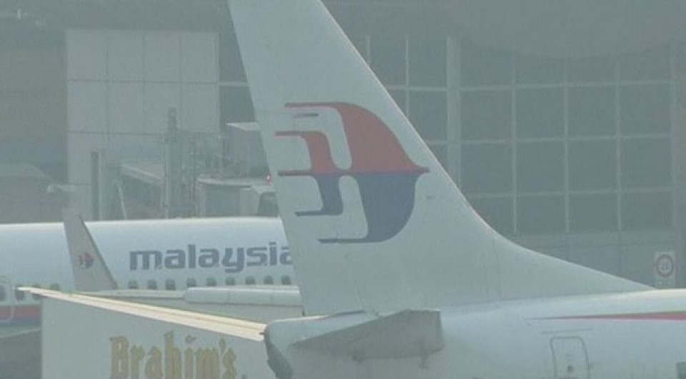 Malaysia Airlines enpresako hegazkin bat, Kuala Lumpurreko aireportuan. Irudia: EFE