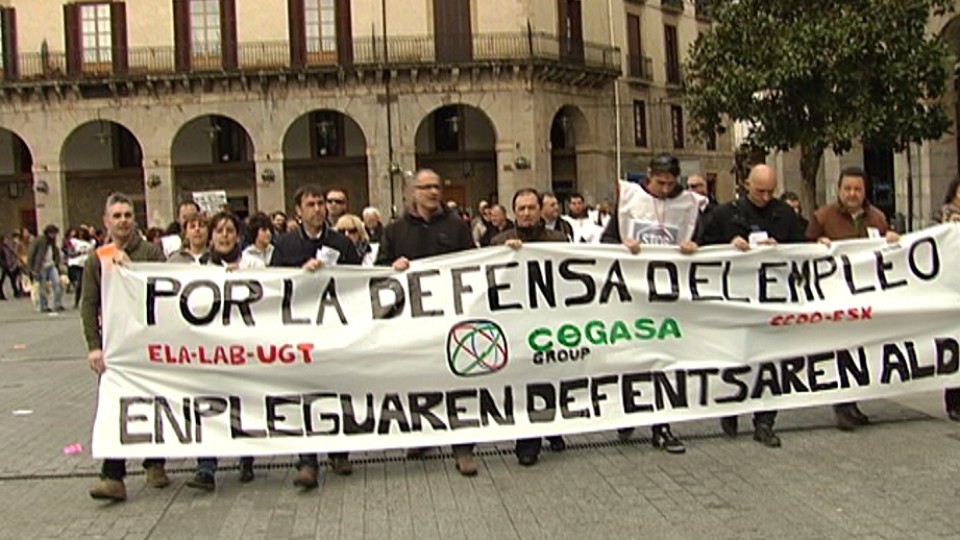 Una manifestación de trabajadores de Cegasa en Oñati. EiTB