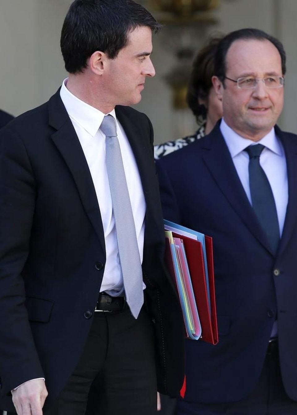 Manuel Valls, primer ministro, con el presidente Hollande. EFE.