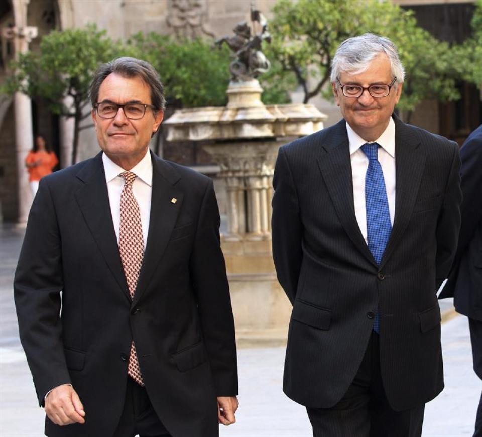 El fiscal general del Estado, Eduardo Torres-Dulce, y Artur Mas, presidente de la Generalitat. EFE