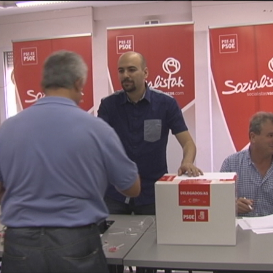 200.000 militantes socialistas eligen al nuevo secretario general 
