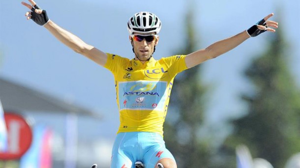 Vincenzo Nibali, Frantziako Tourreko etapa garaipen bat ospatzen. Efe.