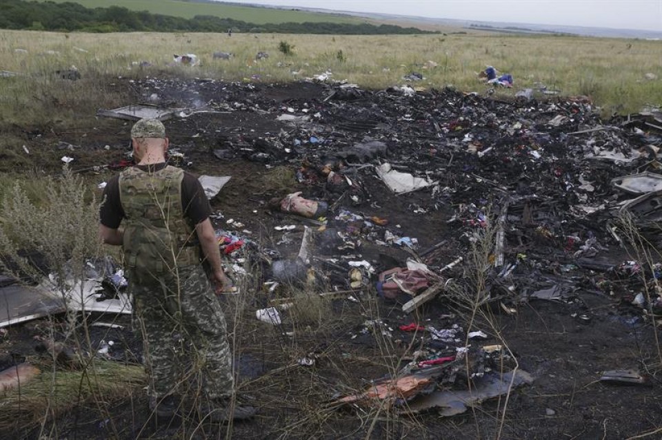 Avión abatido en Ucrania