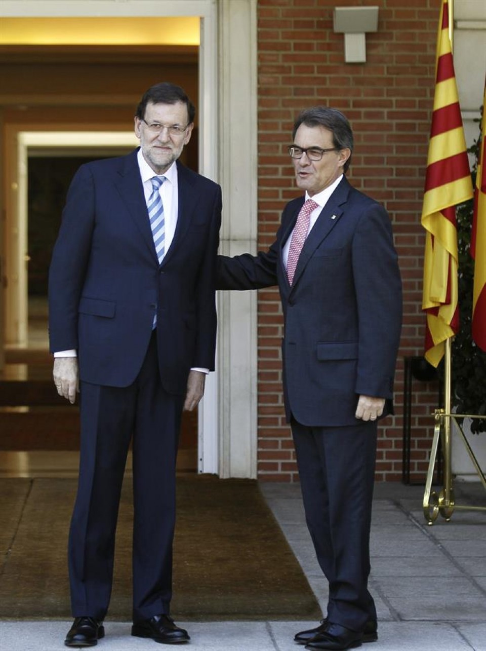 Mariano Rajoy eta Artur Mas uztailaren 30ean Moncloan egin zuten bileran. Artxiboko irudia: EFE