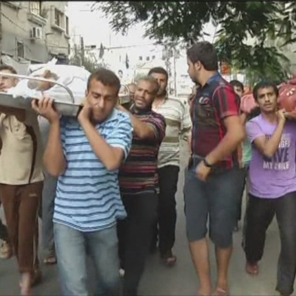Gutxienez 23 palestinar hil dira gaur gauean Gazan