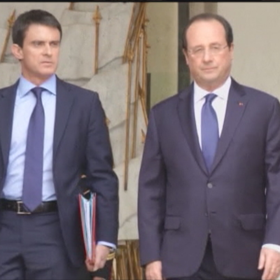Manuel Valls, primer ministro, con el presidente Hollande. EFE.