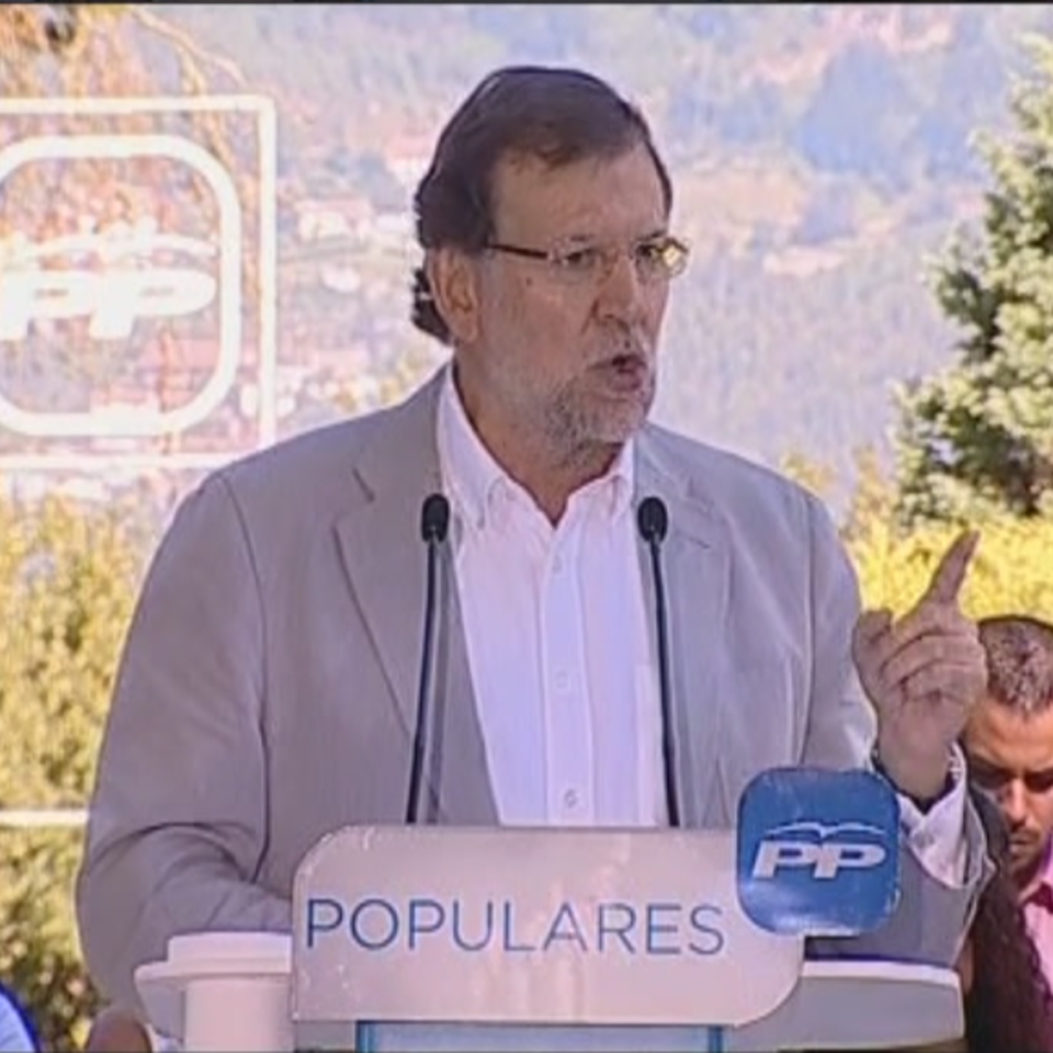 Rajoy junto a Feijoó, en Soutomaior. Foto: EFE