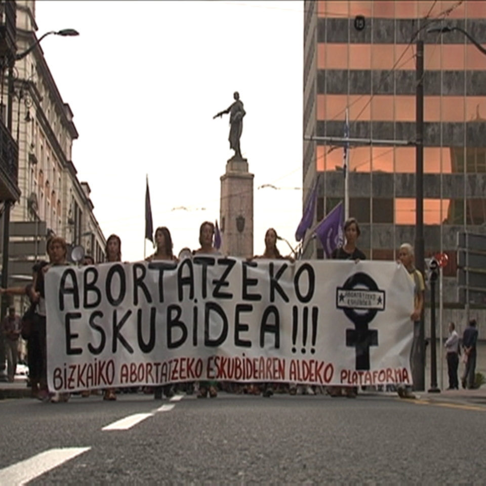 Una manifestación a favor del aborto libre en Bilbao. EiTB