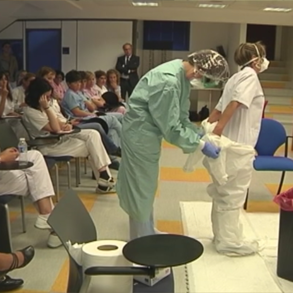 Satse: 'No es tan seguro que Euskadi esté preparada frente al ébola'