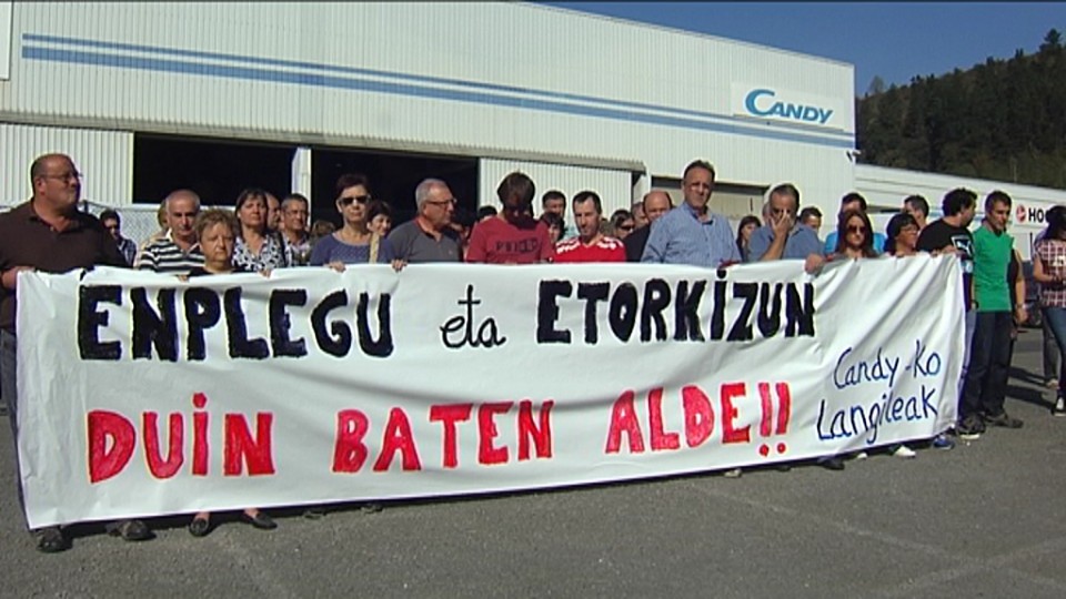 Protesta de trabajadores de Candy Hoover en Bergara (Gipuzkoa). EFE