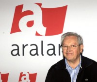 Zabaleta cree que la disolución de Aralar aporta 'clarificación política'