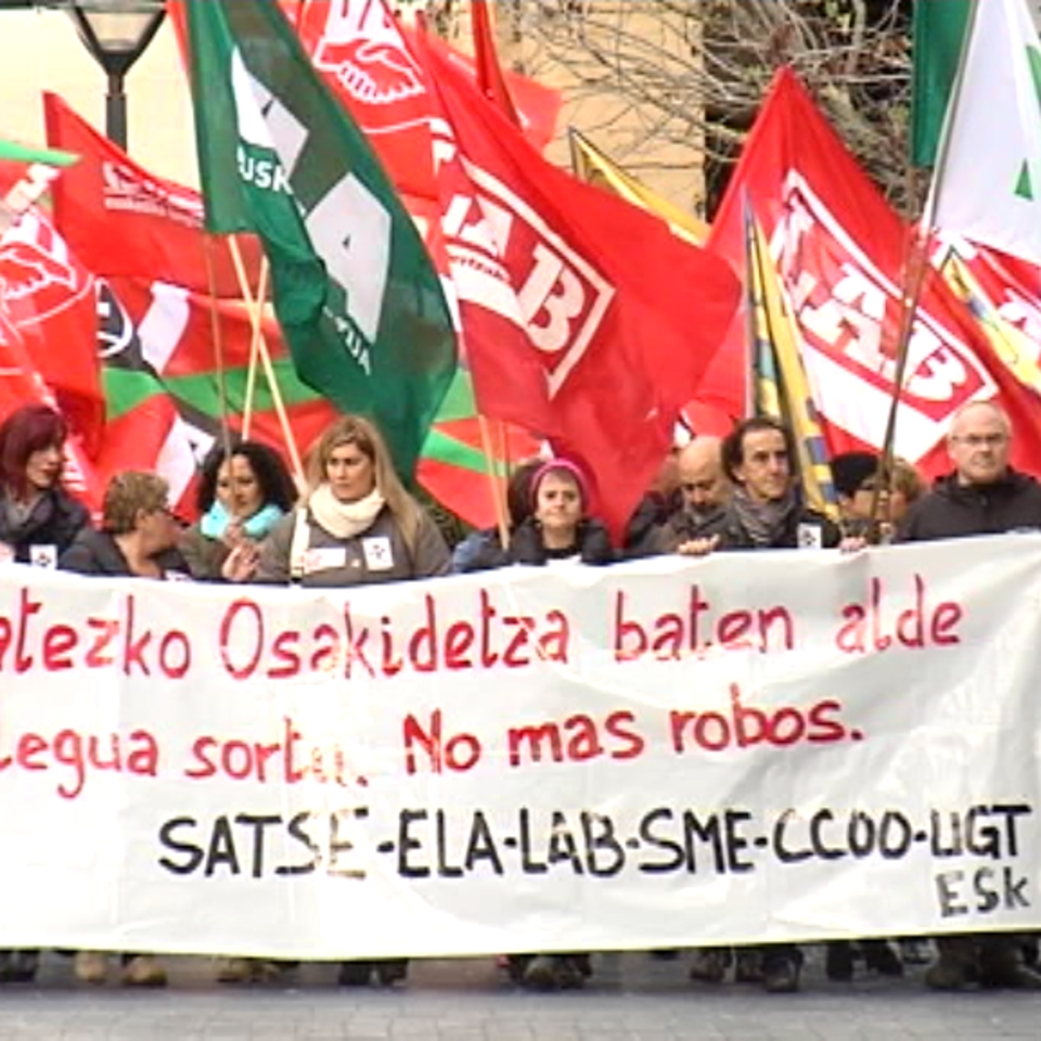 Una manifestación de sindicatos de Osakidetza. EiTB