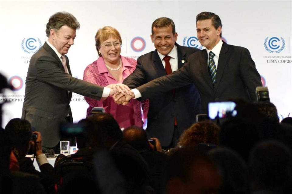 Ozeano Bareko Aliantzako herrialdeen presidenteak (Santos, Bachelet, Humala eta Peña Nieto). EFE