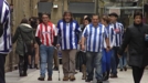 Las aficiones de la Real y el Athletic calientan el derbi en Donostia