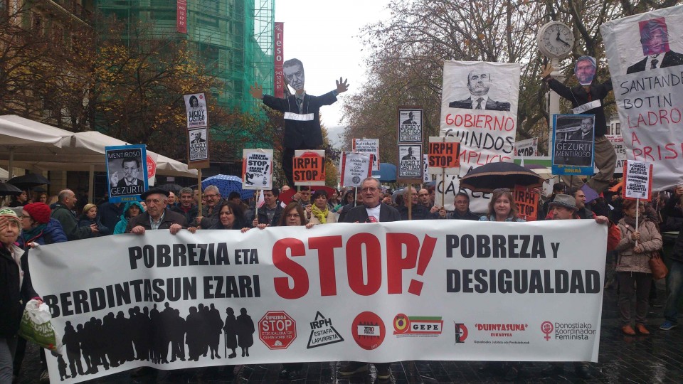 Pobreziaren kontrako manifestazioa Donostian. Argazkia: EiTB