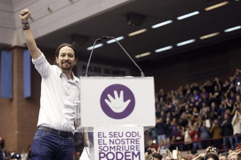 El secretario general de Podemos, Pablo Iglesias, en un mitin celebrado en Barcelona. Foto: EFE