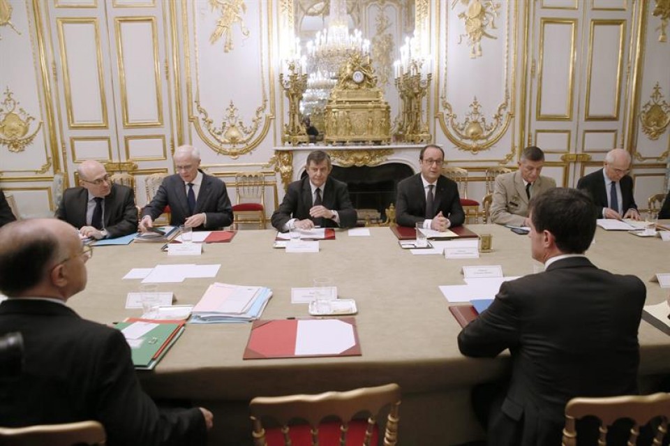 Bilera Hollande ministroak Frantzia