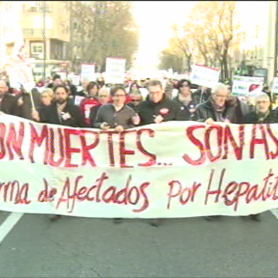 Exigen una solución para los enfermos de hepatitis C en Madrid