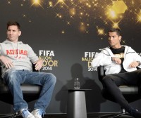Leo Messi espera su nuevo Balón de Oro