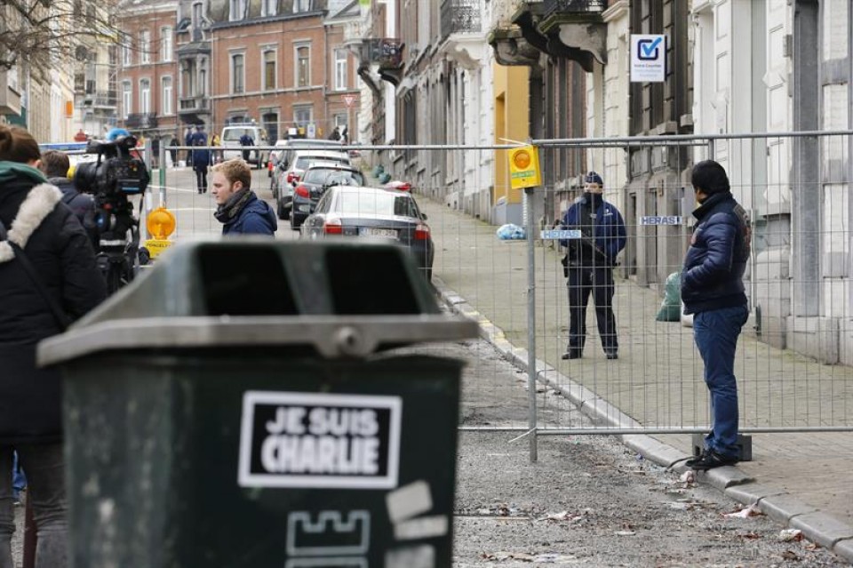 Bélgica: 'Se han desmantelado células que pretendían matar policías'