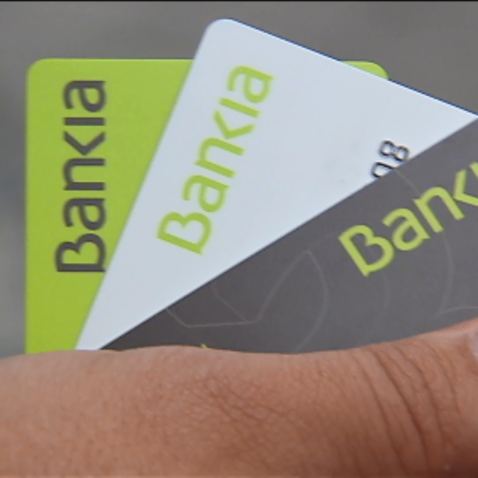 Compraban datos de tarjetas bancarias para crear clones de estas tarjetas Foto de archivo: EiTB