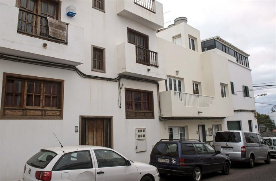Fachada de la vivienda de la calle Navarra, en el barrio de Titerroy de Arrecife. Foto: EFE