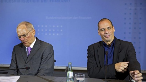 Donges: 'Grecia está más cerca de salir de la unión monetaria'